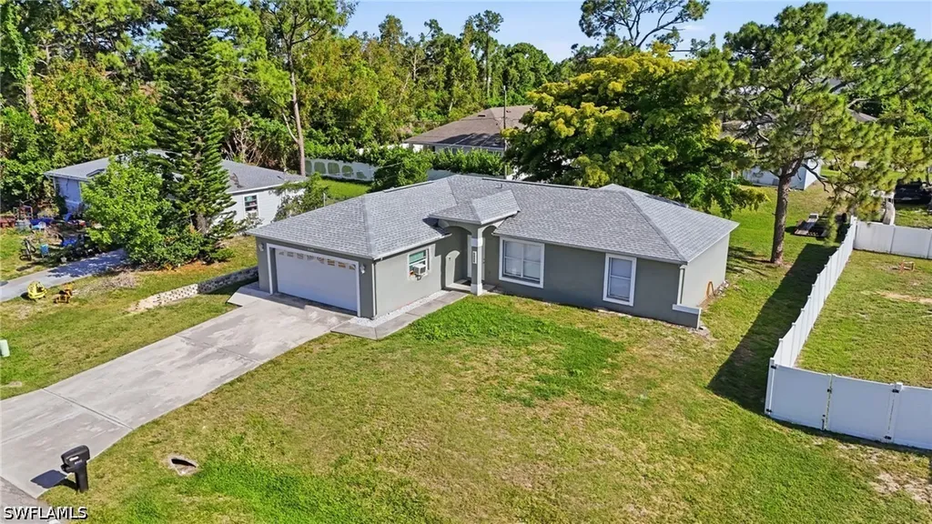 8346 Bamboo Road Fort Myers FL 33967