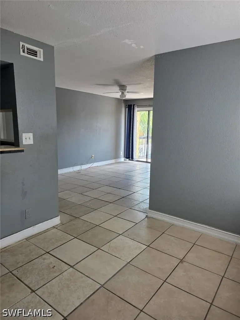 2835 Winkler Avenue Fort Myers FL 33916