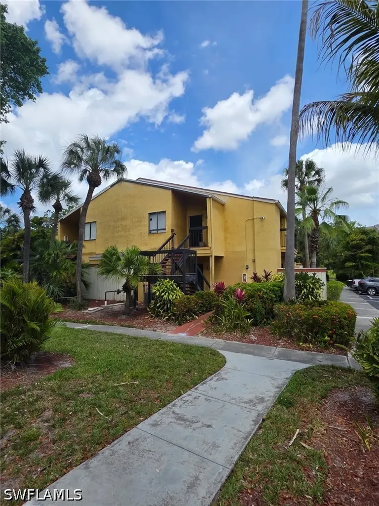 2835 Winkler Avenue Fort Myers FL 33916