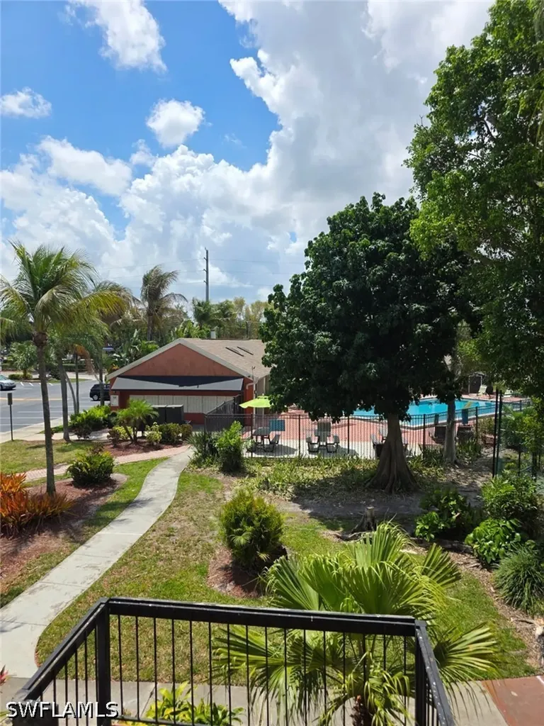 2835 Winkler Avenue Fort Myers FL 33916