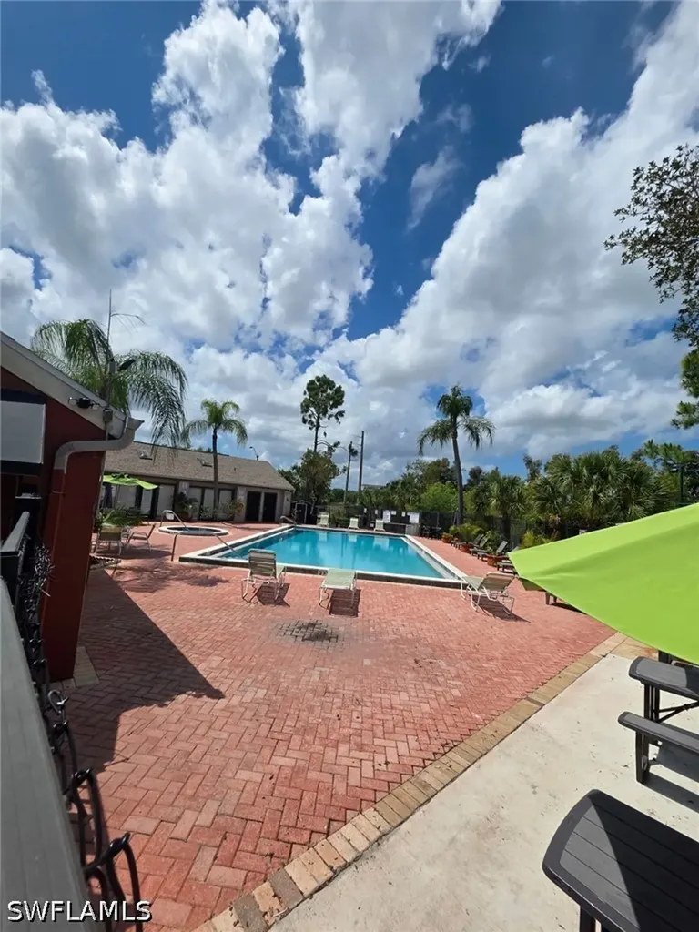 2835 Winkler Avenue Fort Myers FL 33916