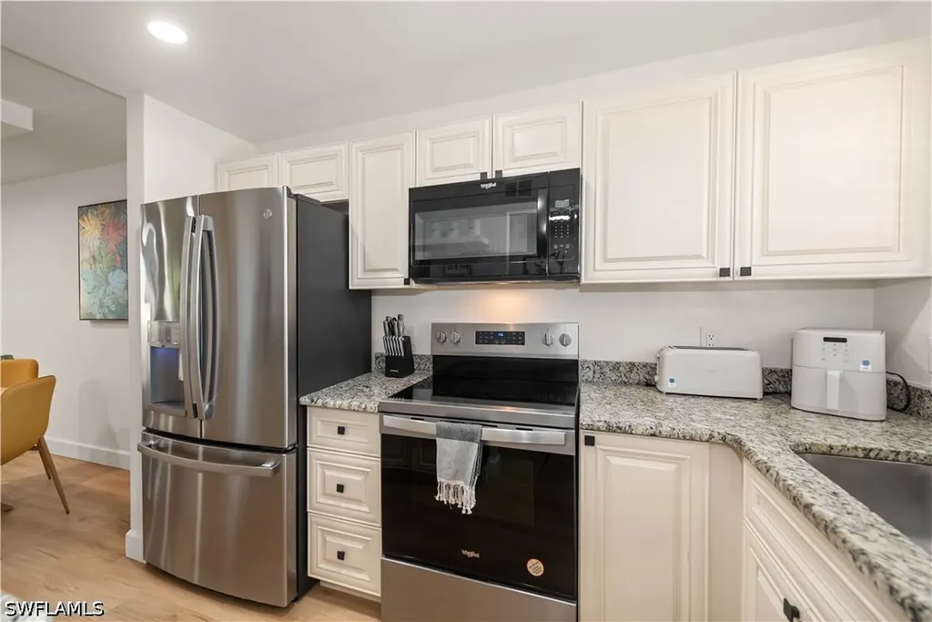 501 Forest Lakes Boulevard Naples FL 34105