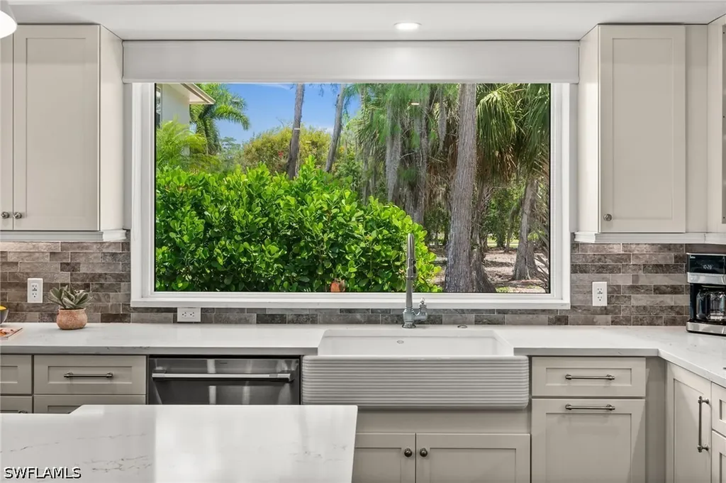 2003 Duke Drive Naples FL 34110