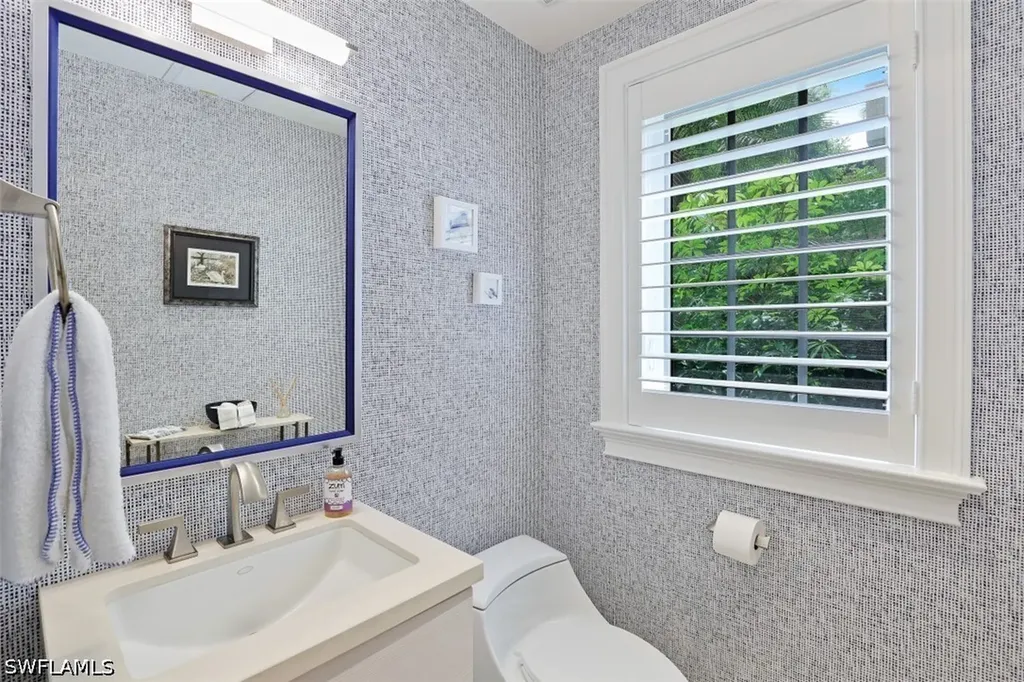 270 5th Avenue S Naples FL 34102
