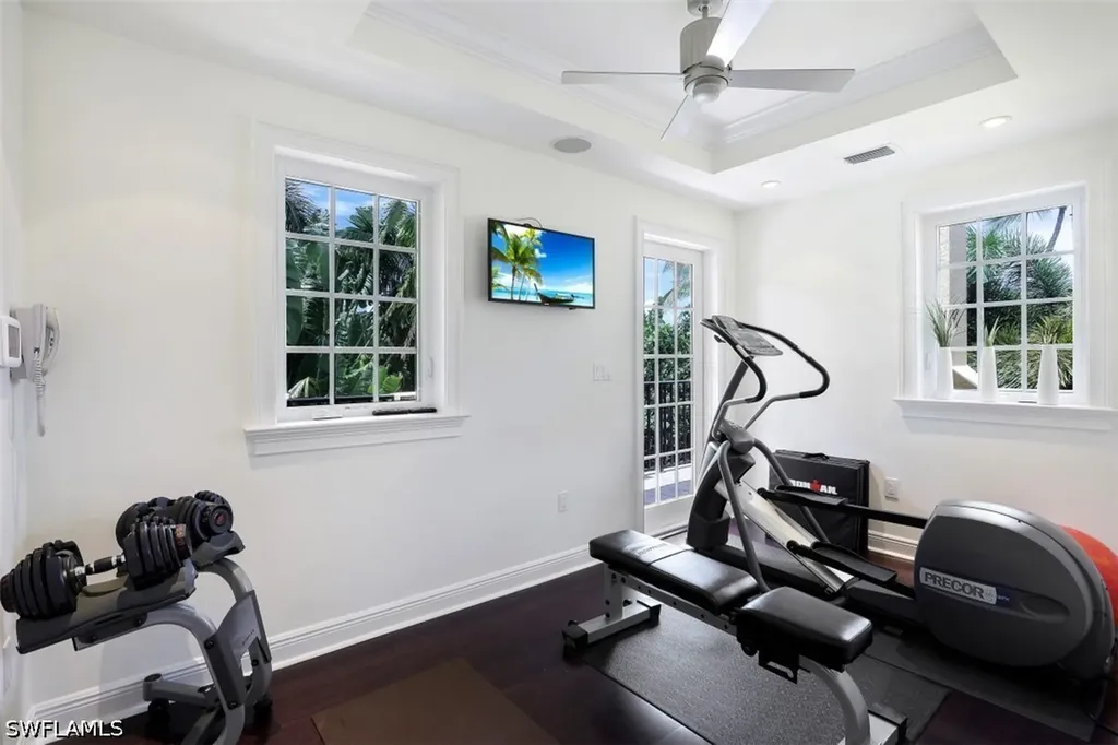 270 5th Avenue S Naples FL 34102