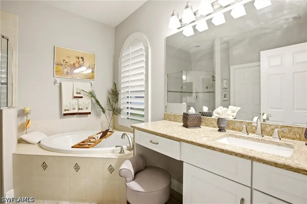 4923 Sedgewood Place Naples FL 34112