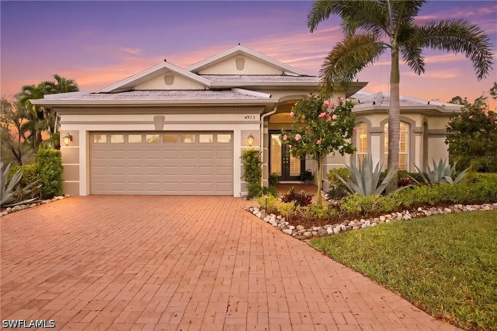 4923 Sedgewood Place Naples FL 34112