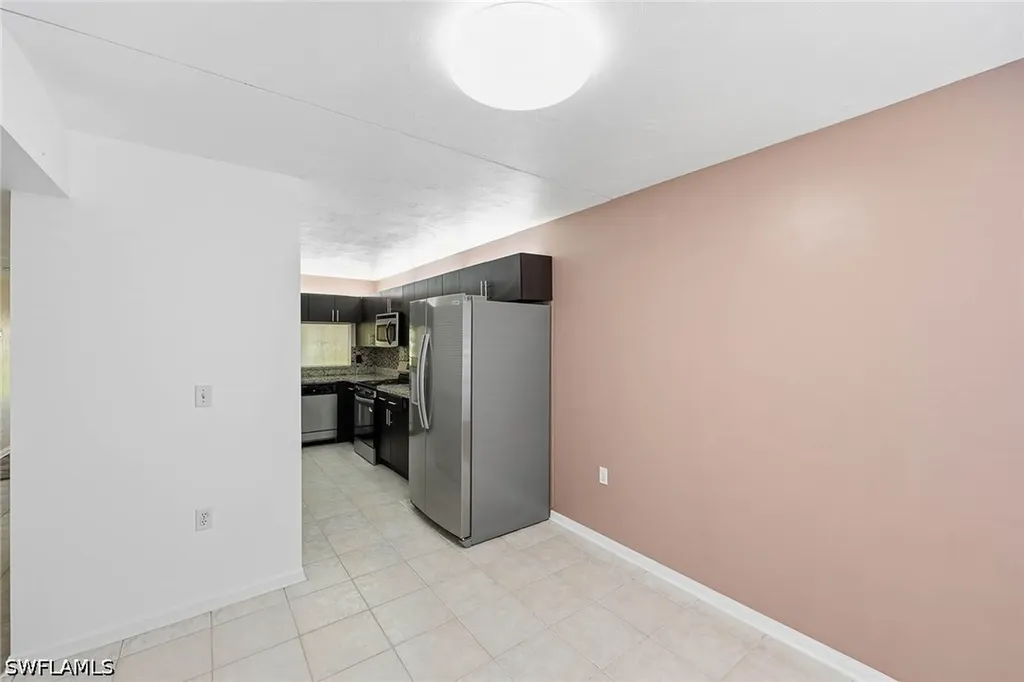 1231 Commonwealth Circle Naples FL 34116