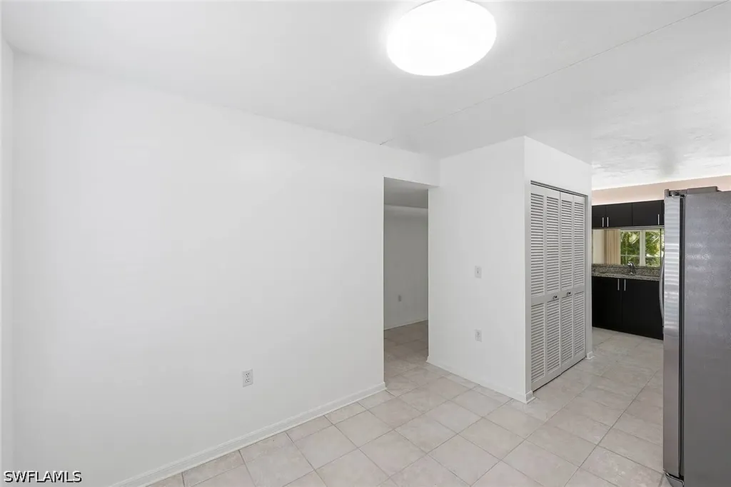 1231 Commonwealth Circle Naples FL 34116
