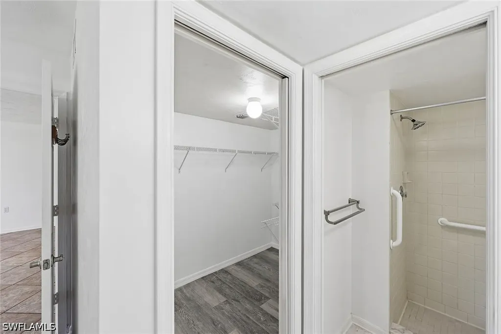 1231 Commonwealth Circle Naples FL 34116