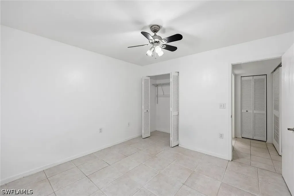 1231 Commonwealth Circle Naples FL 34116