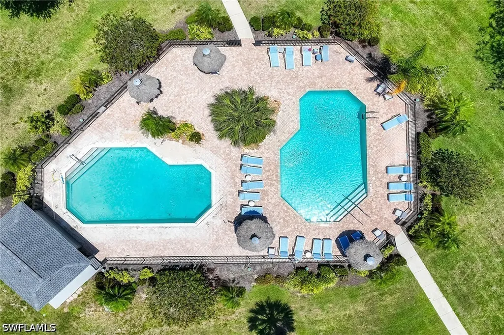 1231 Commonwealth Circle Naples FL 34116