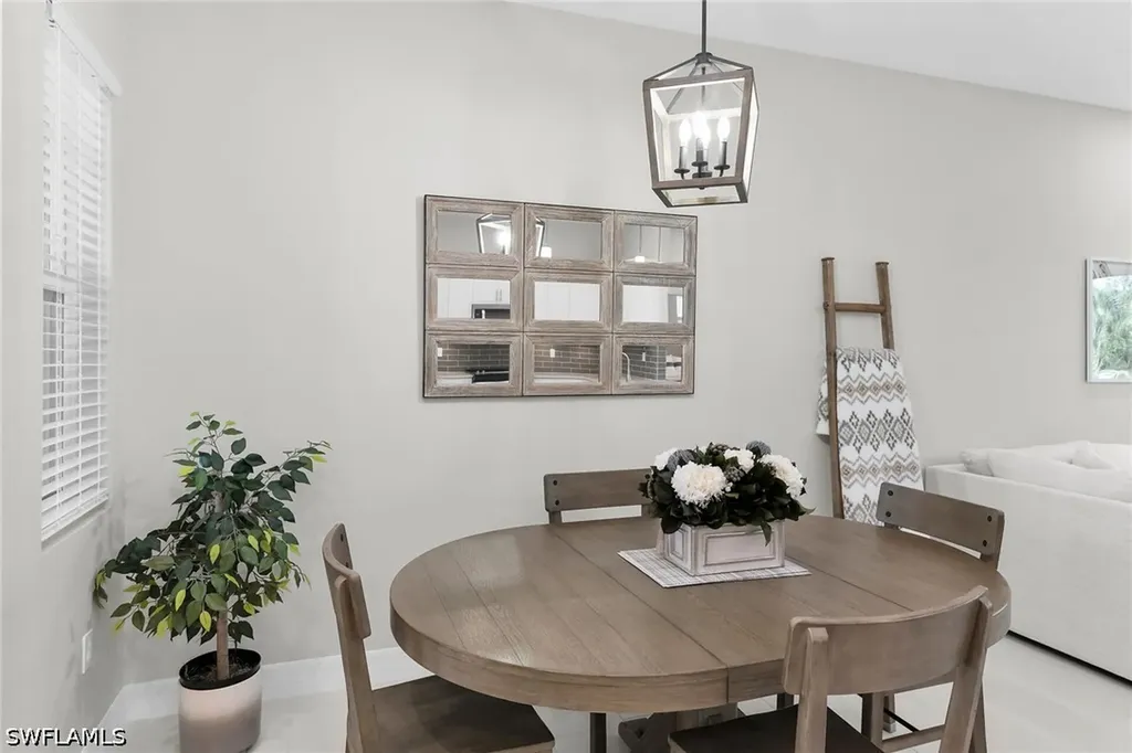 268 Indies Drive E Naples FL 34114