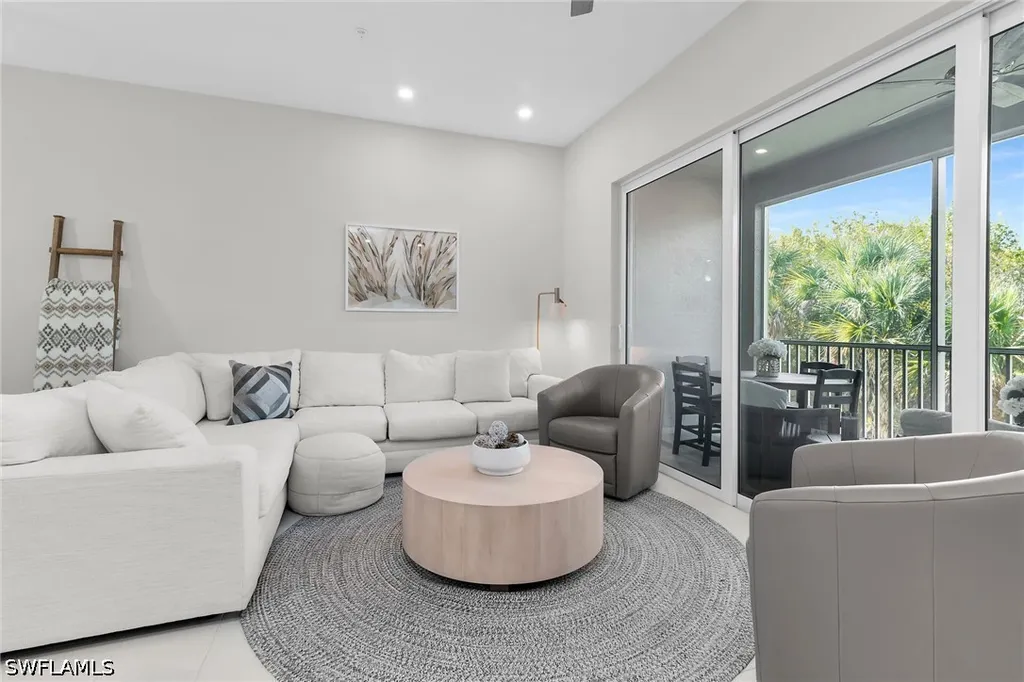 268 Indies Drive E Naples FL 34114