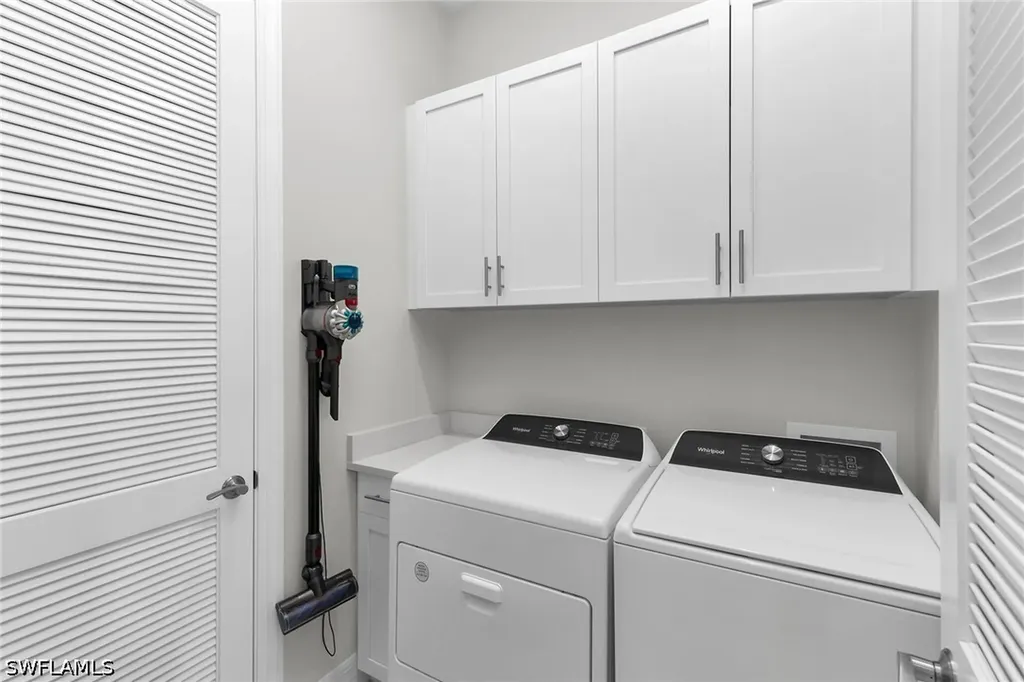 268 Indies Drive E Naples FL 34114