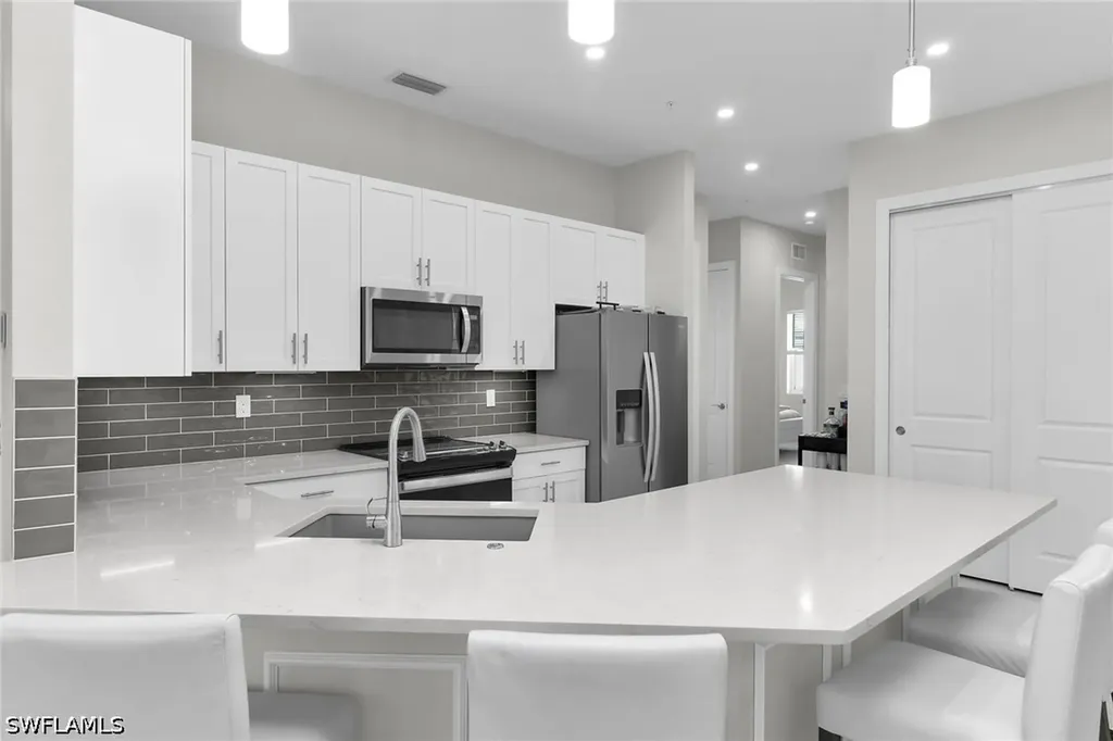 268 Indies Drive E Naples FL 34114