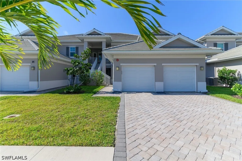 268 Indies Drive E Naples FL 34114