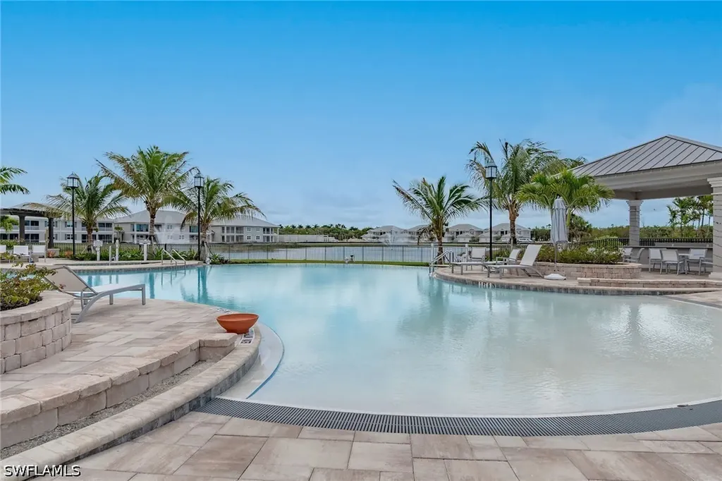268 Indies Drive E Naples FL 34114