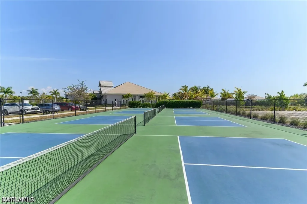 268 Indies Drive E Naples FL 34114