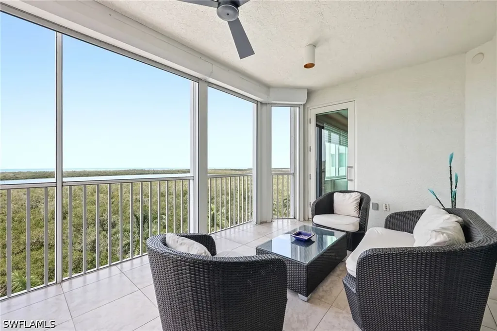 265 Indies Way Naples FL 34110