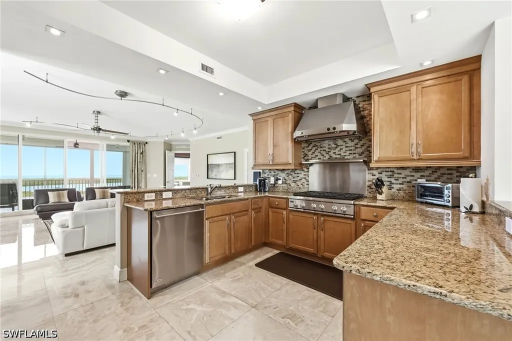 265 Indies Way Naples FL 34110