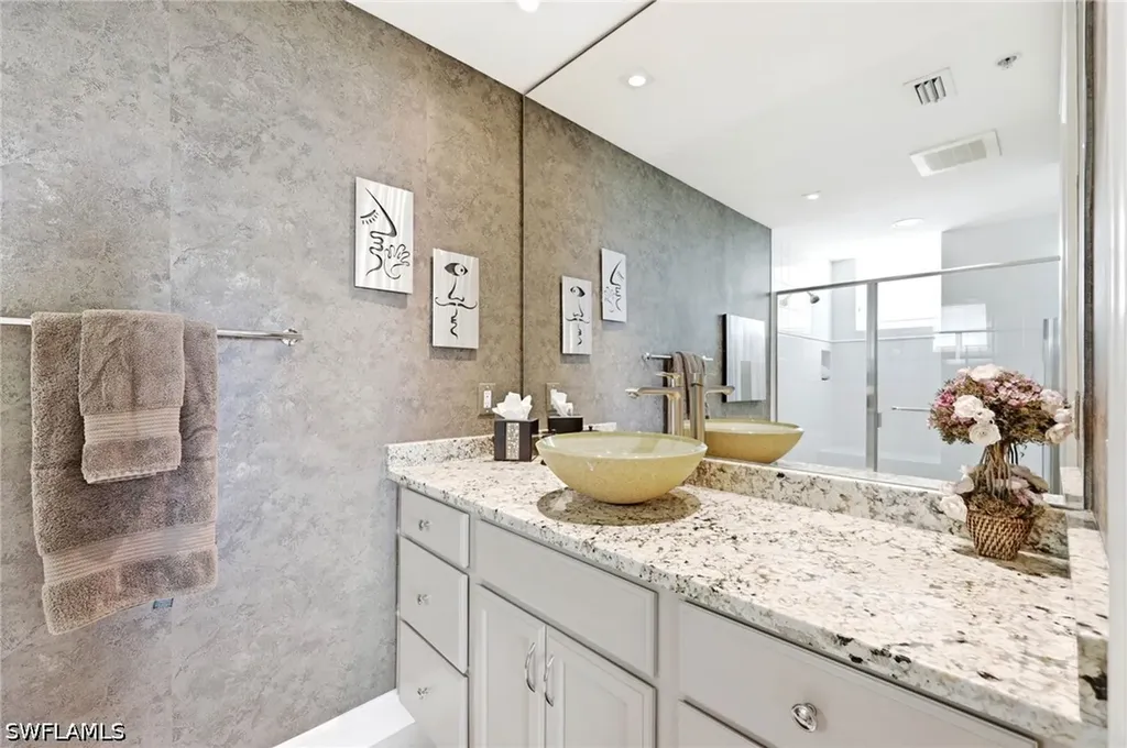 265 Indies Way Naples FL 34110