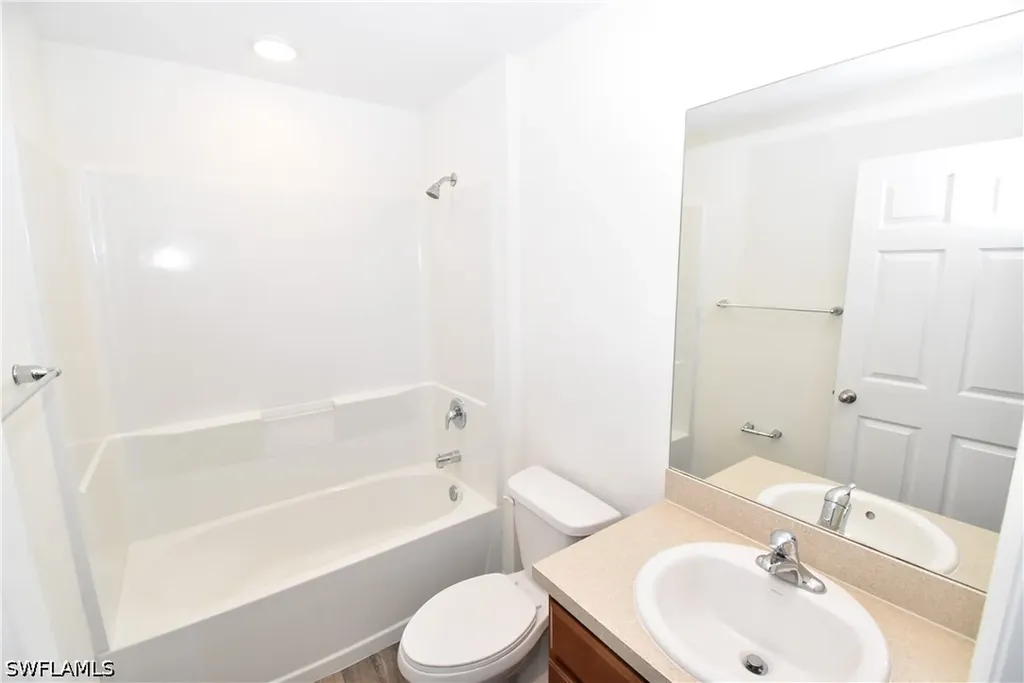 3503 Samoa Avenue North Port FL 34287