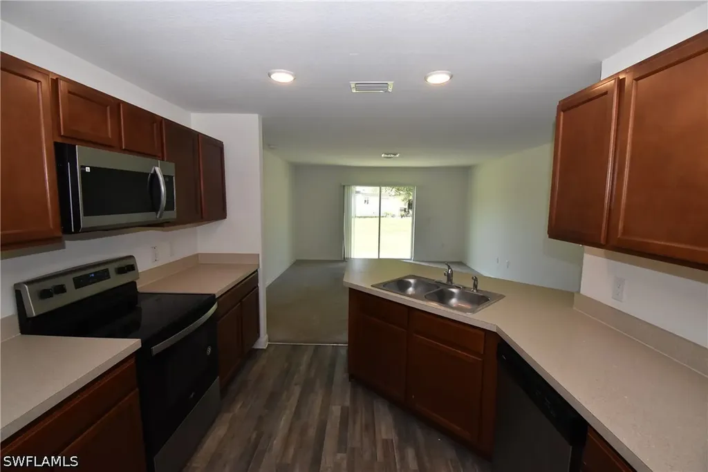 3503 Samoa Avenue North Port FL 34287