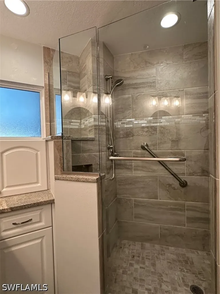 6820 Huntington Lakes Circle Naples FL 34119