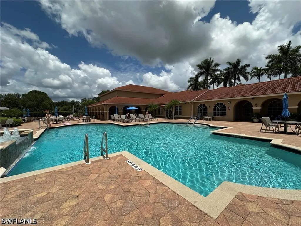 6820 Huntington Lakes Circle Naples FL 34119