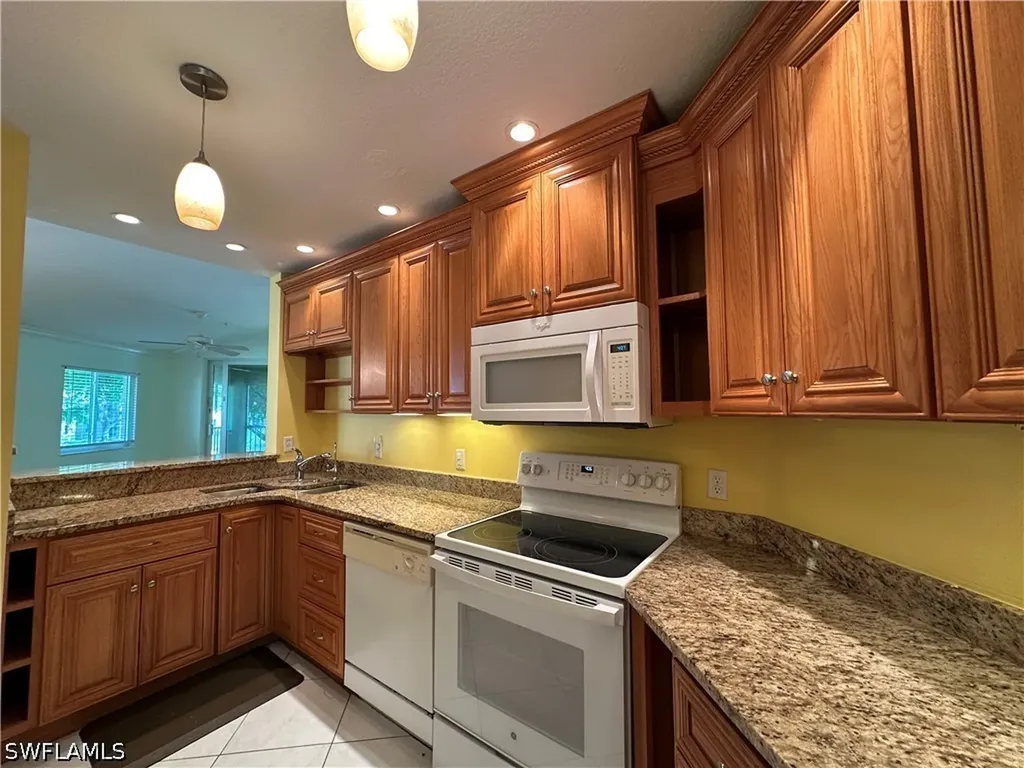 6820 Huntington Lakes Circle Naples FL 34119