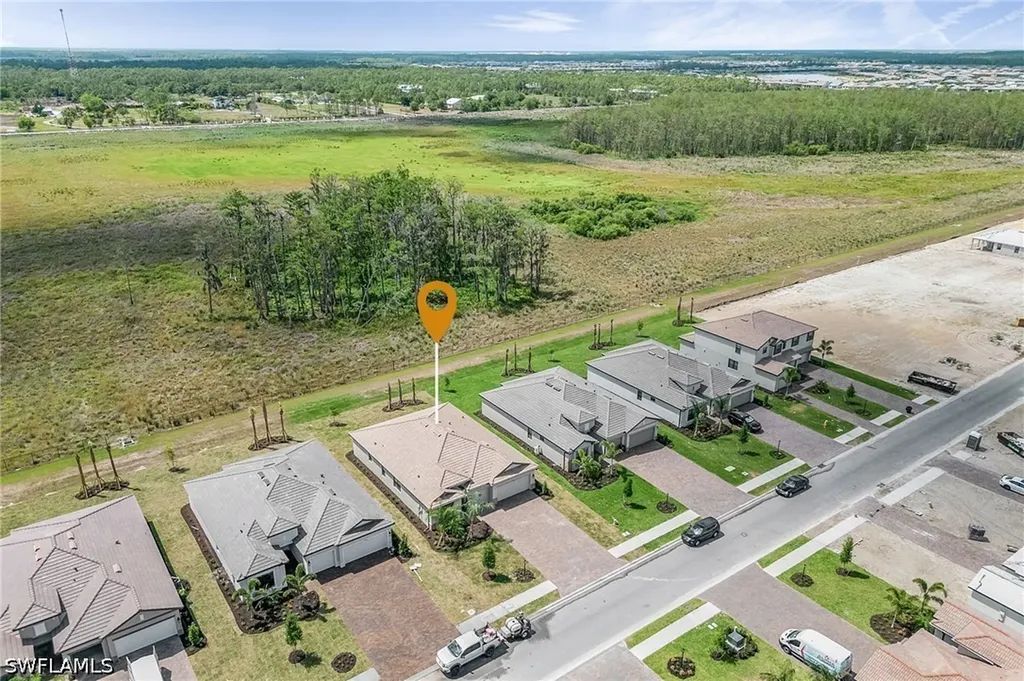 20210 Kingmont Drive Estero FL 33913