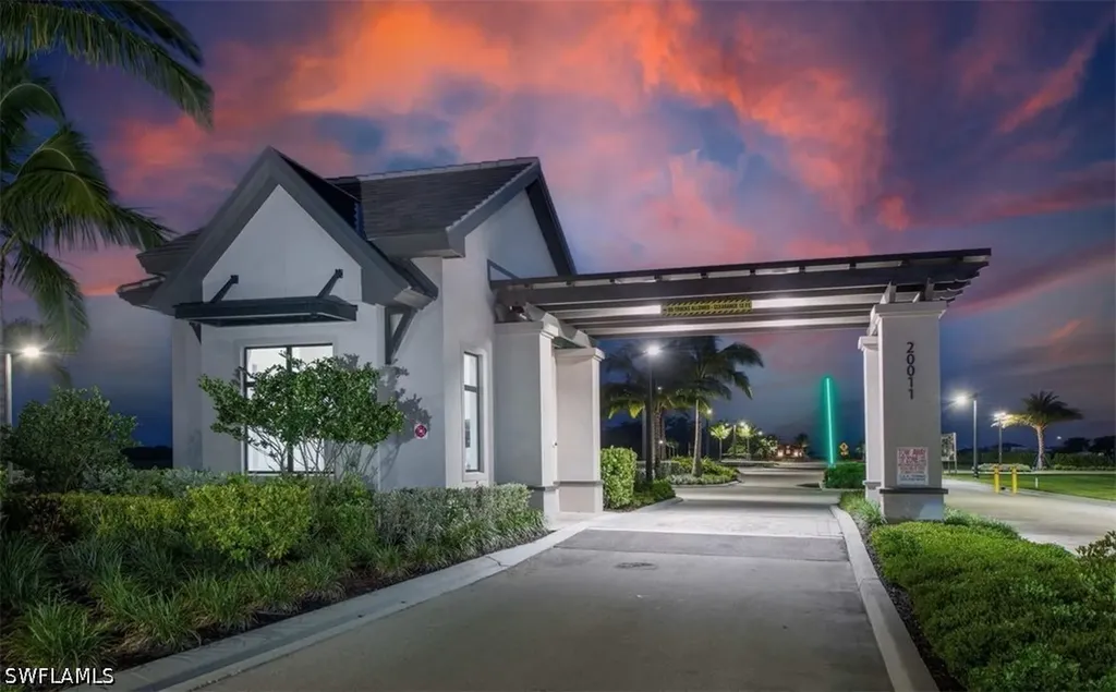 20210 Kingmont Drive Estero FL 33913