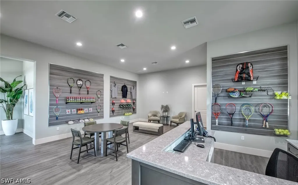 20210 Kingmont Drive Estero FL 33913