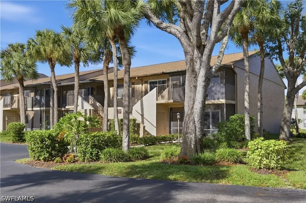 4230 Jack Frost Court Naples FL 34112