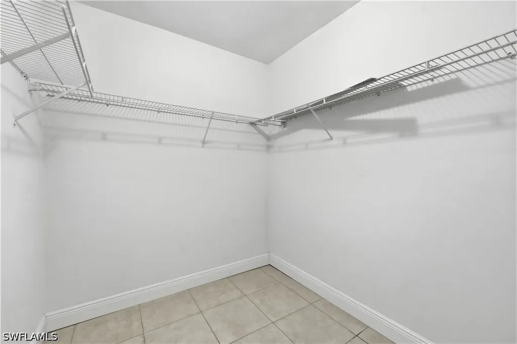 4230 Jack Frost Court Naples FL 34112