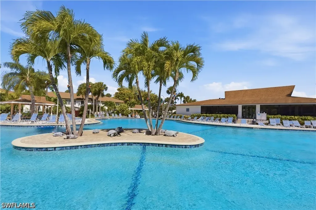 4230 Jack Frost Court Naples FL 34112