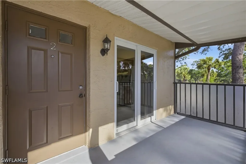 4230 Jack Frost Court Naples FL 34112