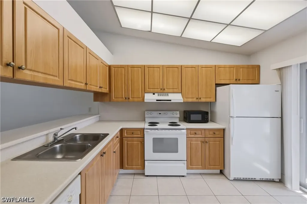 4230 Jack Frost Court Naples FL 34112