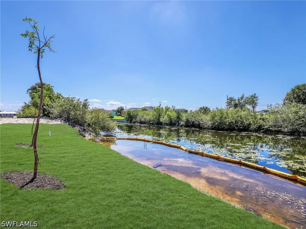 1310 NW 11th Terrace Cape Coral FL 33993