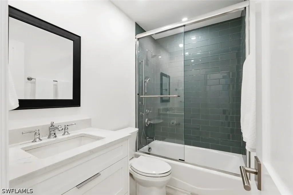618 Broad Avenue S Naples FL 34102