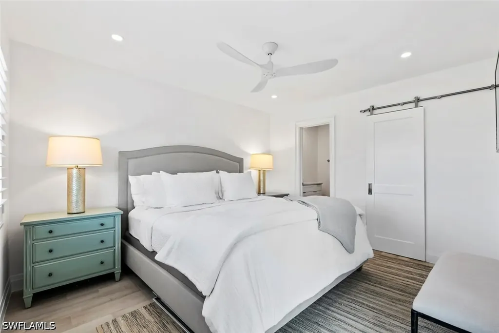 618 Broad Avenue S Naples FL 34102