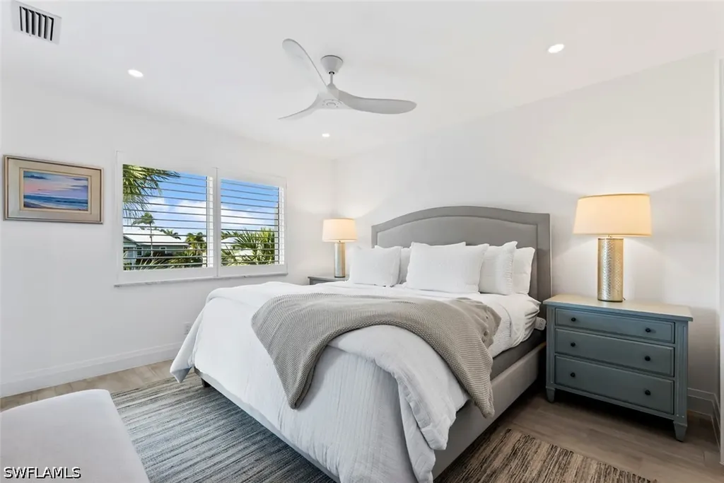 618 Broad Avenue S Naples FL 34102