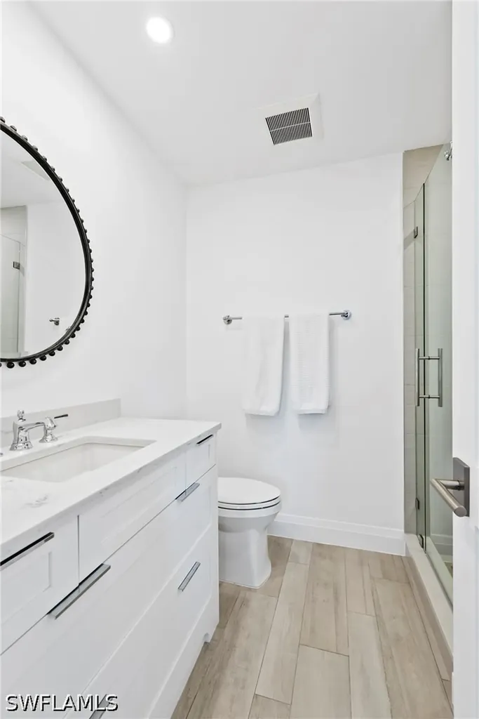 618 Broad Avenue S Naples FL 34102
