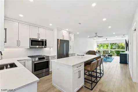 618 Broad Avenue S Naples FL 34102