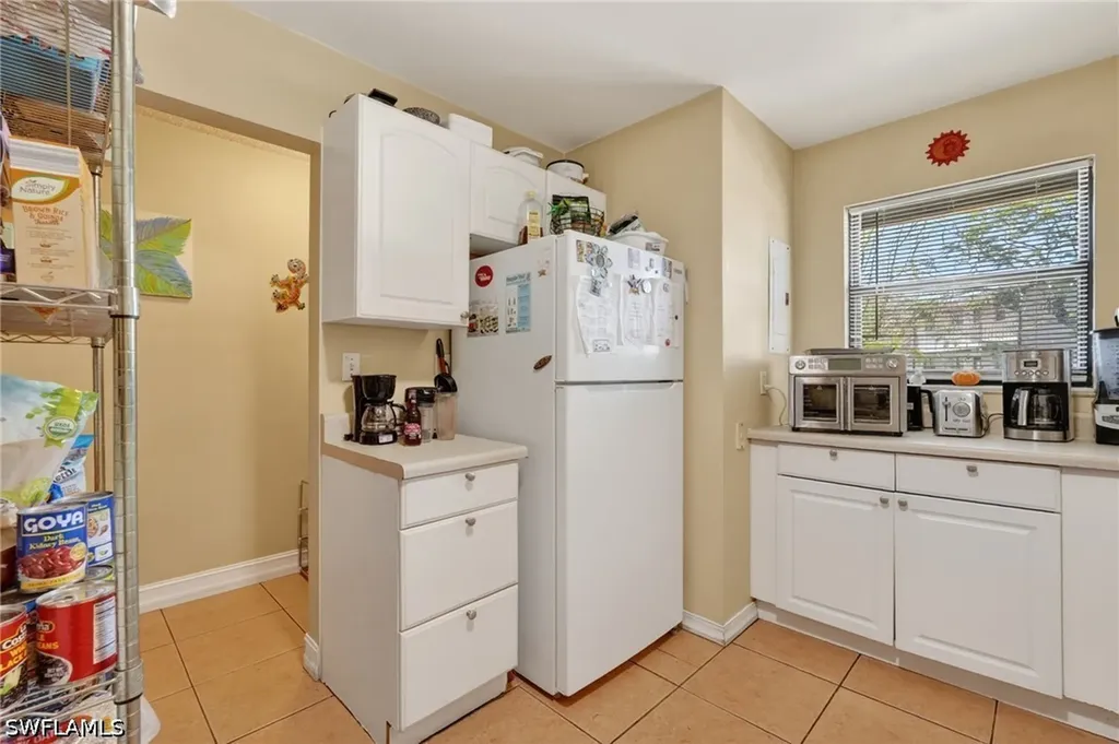 5232 Treetops Drive Naples FL 34113