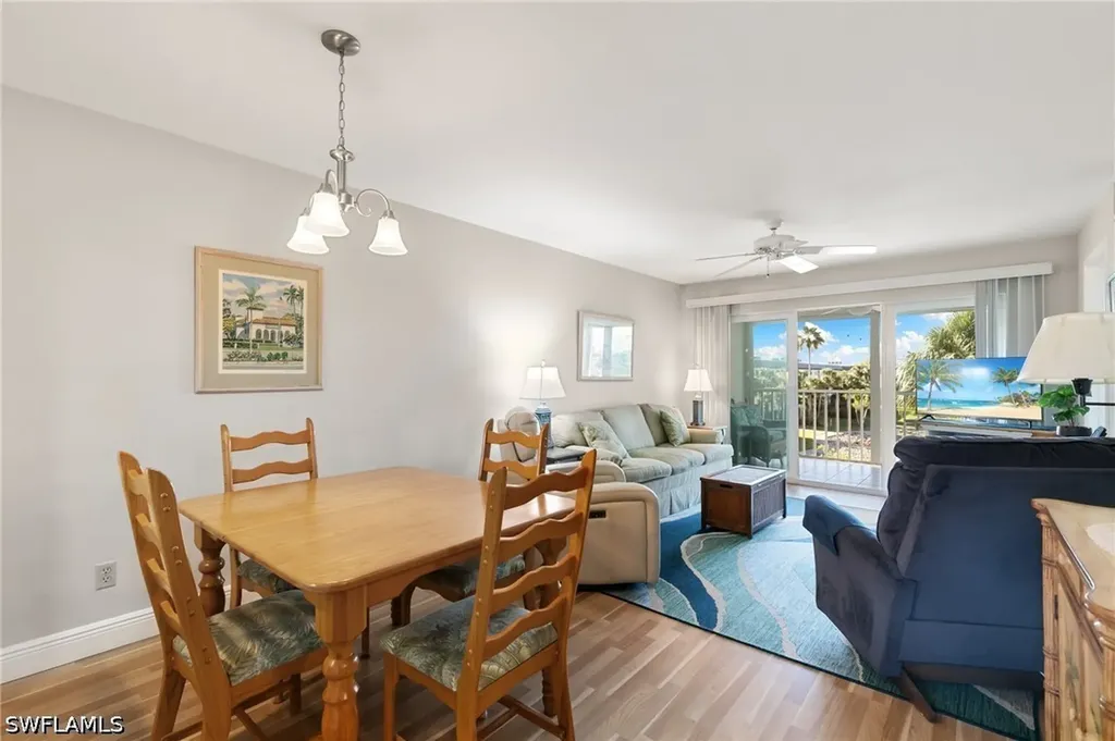 1024 Manatee Road Naples FL 34114