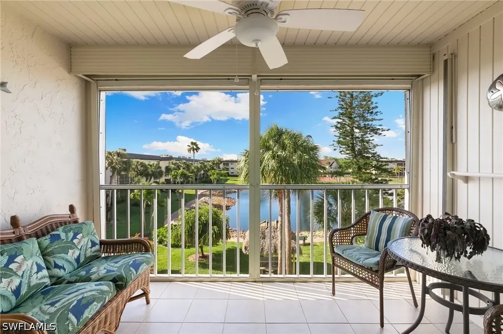 1024 Manatee Road Naples FL 34114