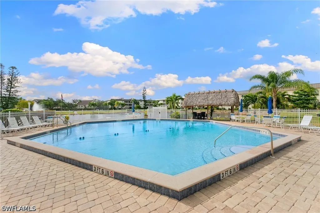 1024 Manatee Road Naples FL 34114