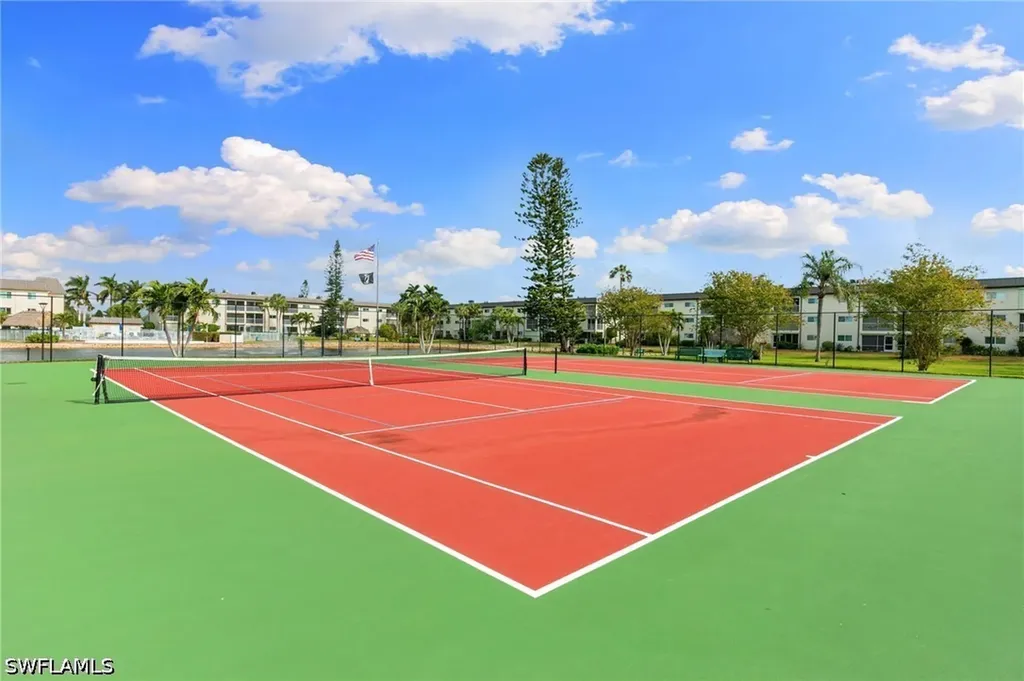 1024 Manatee Road Naples FL 34114